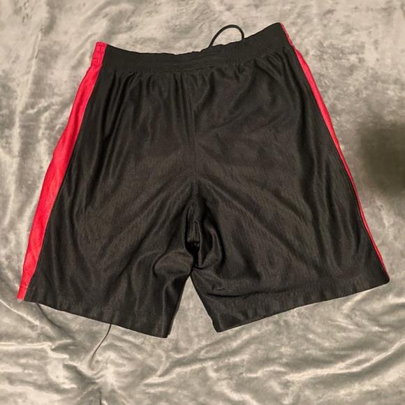 Nike Basketball/ Running Shorts - Picture 2 of 3